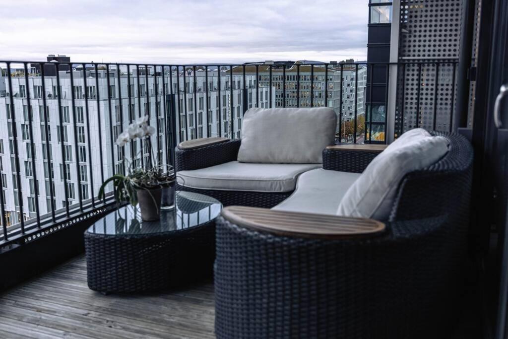 Modern 3Bed Room Sea View Apartment @ Oslo Barcode Luaran gambar