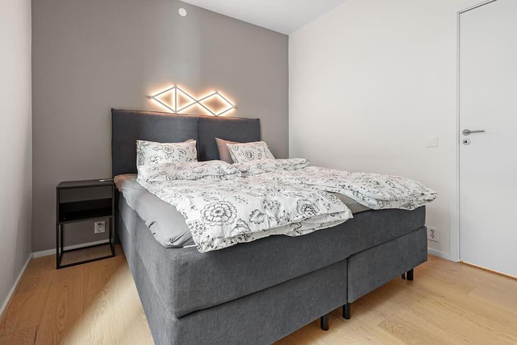 Modern 3Bed Room Sea View Apartment @ Oslo Barcode Luaran gambar